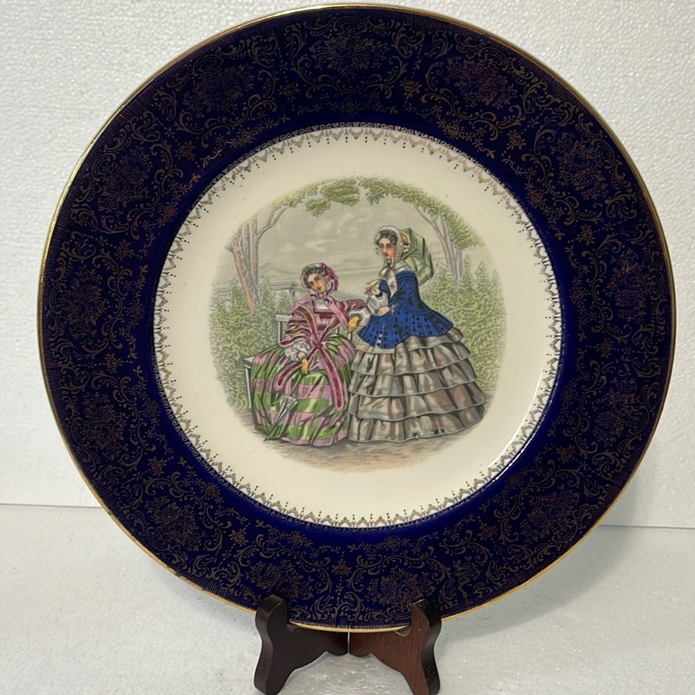 Vintage Victorian Century by Salem China Dinner Plate Made in USA 23k Gold Trim